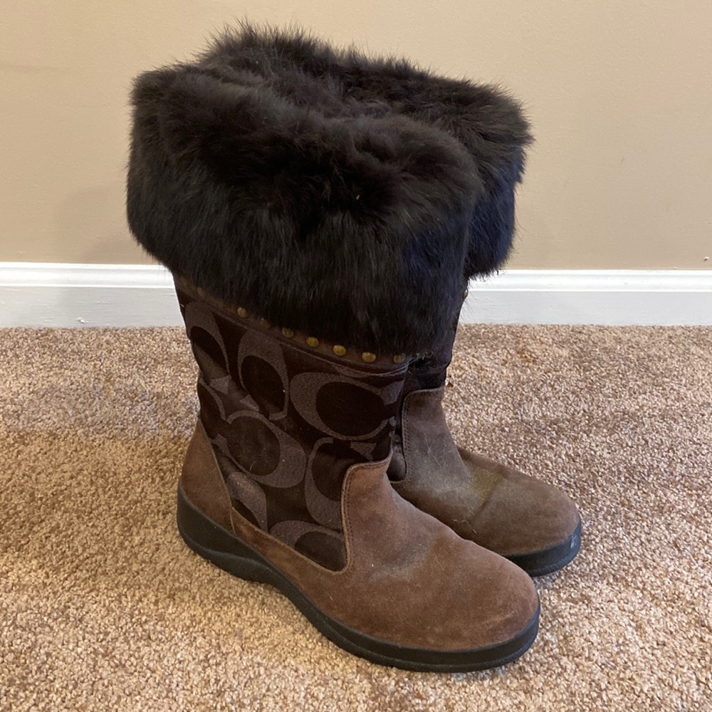 Excellent Condition. Never worn. Coach Fur Boots - Brown size 7.5